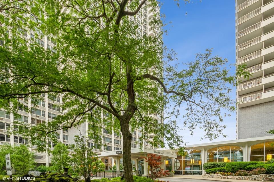  4250 N Marine Dr #309, Chicago, IL 60613 photo 2