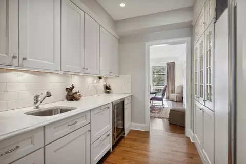 200 E Pearson St #3E, Chicago, IL 60611 photo 14