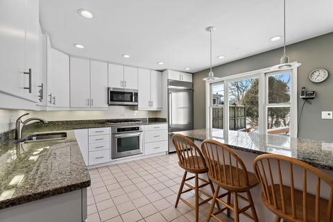 616 Echo Ln, Glenview, IL 60025 photo 7