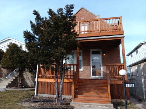 2256 E 92nd Pl, Chicago, IL 60617 photo 1