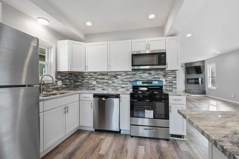 410 E 8th St, Lockport, IL 60441 photo 6