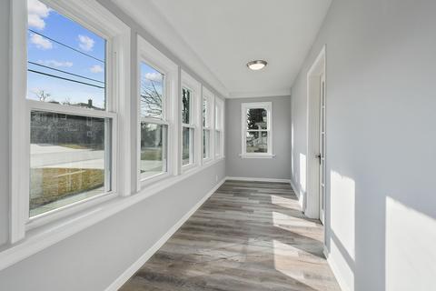 410 E 8th St, Lockport, IL 60441 photo 9