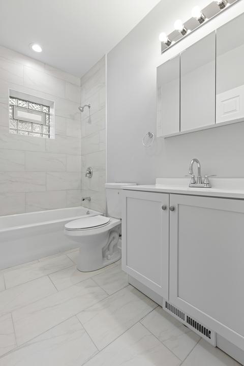 3229 W 63rd Pl, Chicago, IL 60629 photo 27