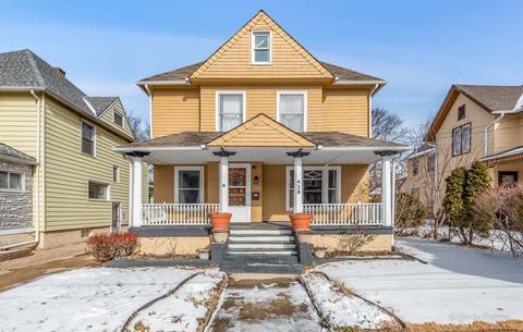 428 Du Page St, Elgin, IL 60120 photo 3