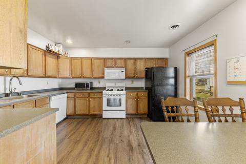 804 Armstrong St, Morris, IL 60450 photo 5