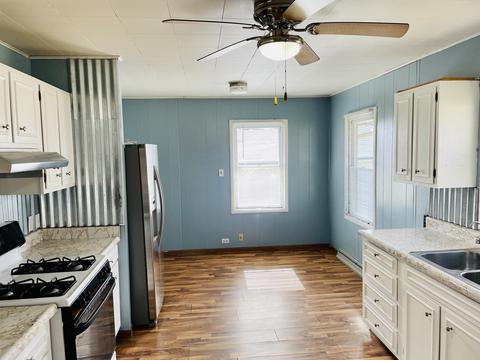 150 Erickson Rd, Rochelle, IL 61068 photo 7
