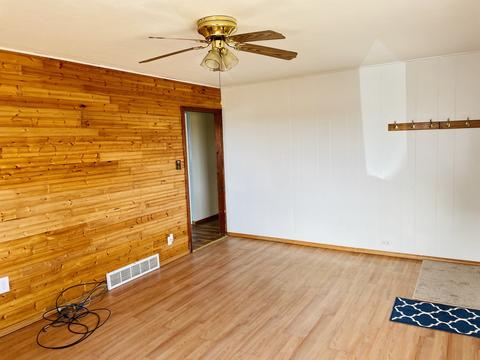 150 Erickson Rd, Rochelle, IL 61068 photo 6