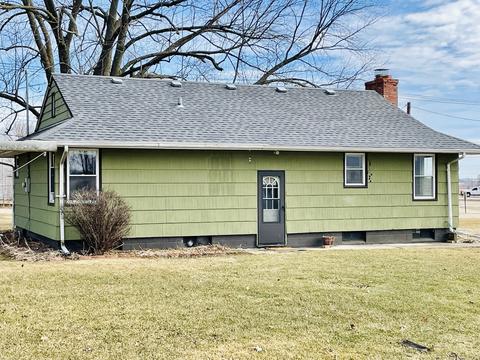 150 Erickson Rd, Rochelle, IL 61068 photo 4