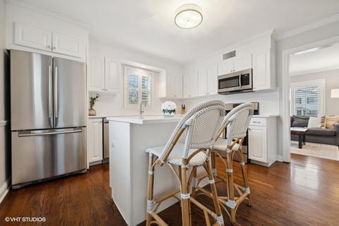 2145 Walnut Ct, Glenview, IL 60025 photo 7