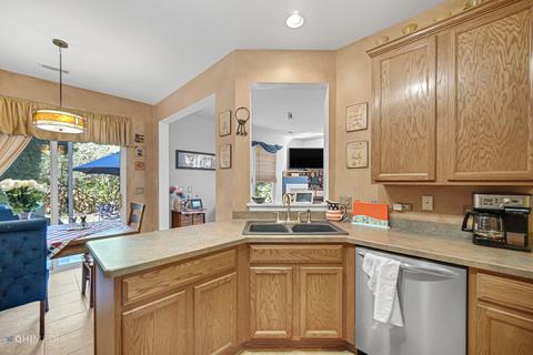 1131 Bromley Ct, Aurora, IL 60502 photo 9