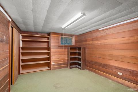 910 N Main St, Wheaton, IL 60187 photo 28