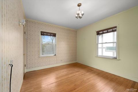 910 N Main St, Wheaton, IL 60187 photo 24