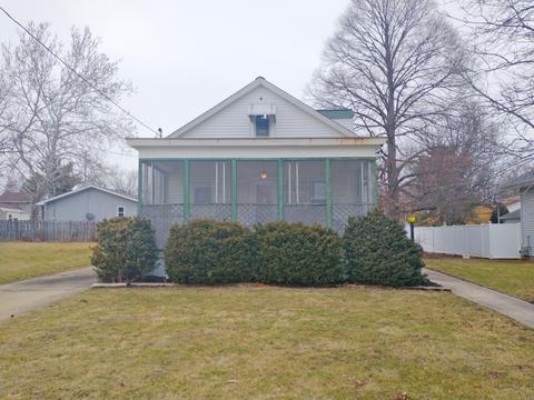 2223 Main St, Peru, IL 61354 photo 1