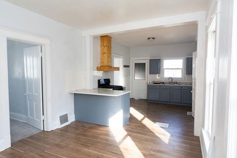 1059 W Hickory St, Kankakee, IL 60901 photo 7