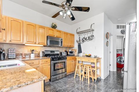 554 Pinebrook Dr, Bolingbrook, IL 60490 photo 17