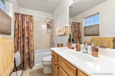 554 Pinebrook Dr, Bolingbrook, IL 60490 photo 34