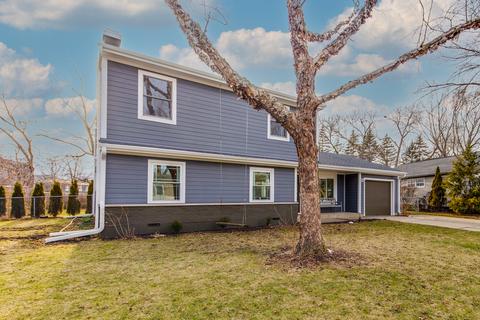 4557 Hoover St, Rolling Meadows, IL 60008 photo 2