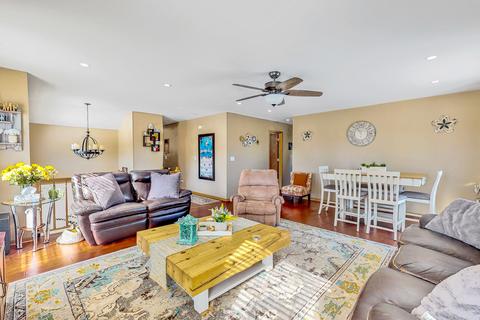 3712 Pebble Crk, Mchenry, IL 60050 photo 4