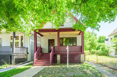7823 S Muskegon Ave, Chicago, IL 60649