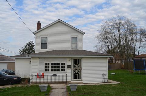 715 State St, Lemont, IL 60439
