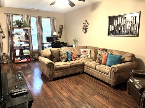 2402 Georgetown Cir, Aurora, IL 60503 photo 11