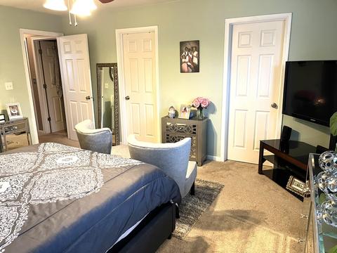 2402 Georgetown Cir, Aurora, IL 60503 photo 13