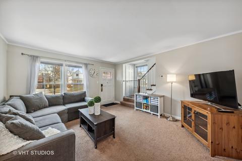 1669 White St, Des Plaines, IL 60018 photo 2