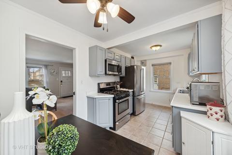 1669 White St, Des Plaines, IL 60018 photo 4