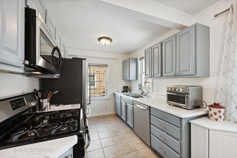 1669 White St, Des Plaines, IL 60018 photo 3