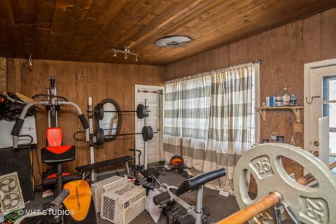 1810 White St, Des Plaines, IL 60018 photo 5