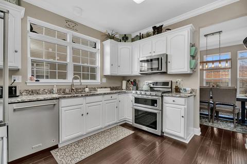 307 Edgewood Dr, Minooka, IL 60447 photo 8