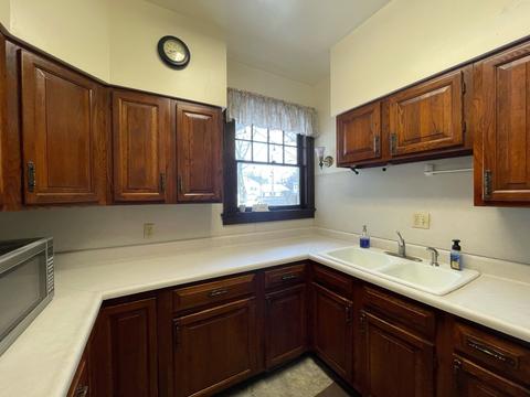 304 E Scott St, Tuscola, IL 61953 photo 10