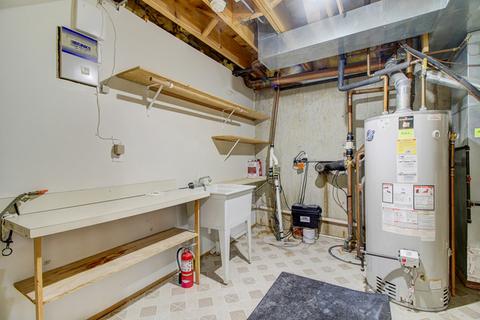 8745 Lyons St, Des Plaines, IL 60016 photo 29