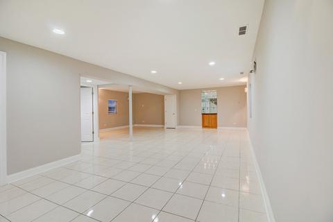 8745 Lyons St, Des Plaines, IL 60016 photo 27