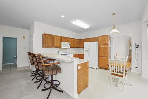 652 Cameron Dr, Antioch, IL 60002 photo 5