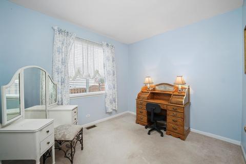 652 Cameron Dr, Antioch, IL 60002 photo 11