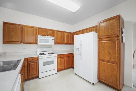 652 Cameron Dr, Antioch, IL 60002 photo 7