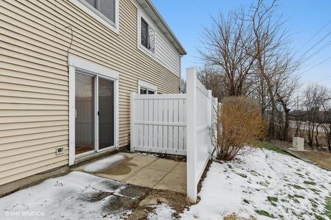 1673 Cornell Dr, Hoffman Estates, IL 60169 photo 14