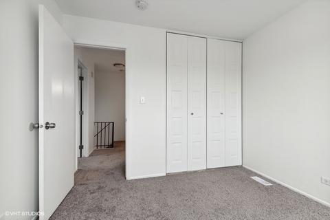 1673 Cornell Dr, Hoffman Estates, IL 60169 photo 9
