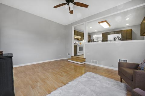 702 San Diego Pl, Bartlett, IL 60103 photo 14