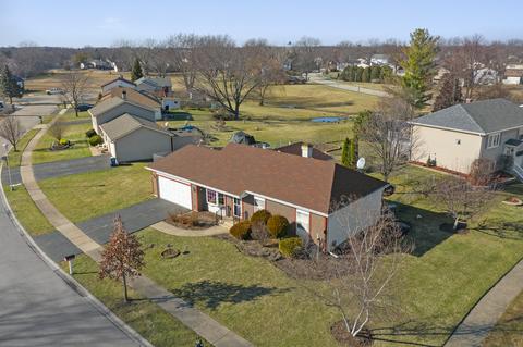 702 San Diego Pl, Bartlett, IL 60103 photo 2