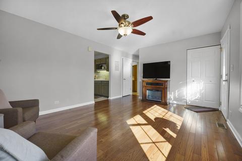 702 San Diego Pl, Bartlett, IL 60103 photo 6