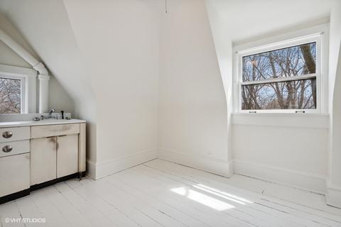 1023 Maple Ave, Evanston, IL 60202 photo 25