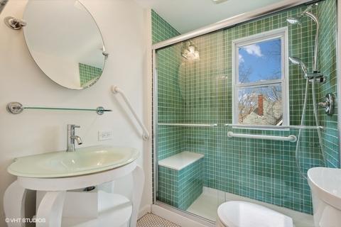 1023 Maple Ave, Evanston, IL 60202 photo 16