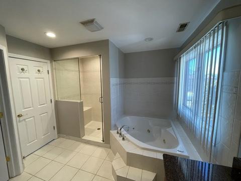1017 Crystal Ct, Glenview, IL 60025 photo 9