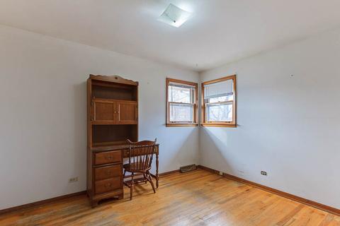 7638 Stickney Ave, Bridgeview, IL 60455 photo 12