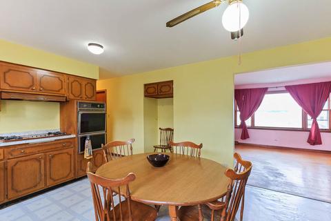7638 Stickney Ave, Bridgeview, IL 60455 photo 8