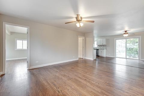 992 Apple Valley Dr, Bartlett, IL 60103 photo 5