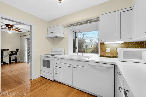 1111 S Naperville Rd, Wheaton, IL 60187 photo 10