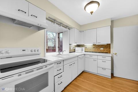 1111 S Naperville Rd, Wheaton, IL 60187 photo 9